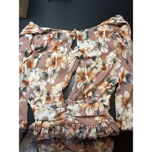 THE SANG Romper Cutout Floral Sz Large #1138 - Picture 4 of 8